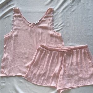 Van Winkle Co. Matte Silk Pink Pajama Set V-Neck & Drawstring Shorts Lacey Sz L